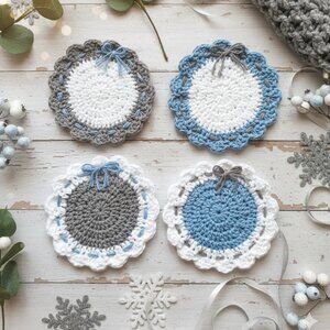 Hand-Crocheted Christmas Wreath Coaster Set Winter White  NEW